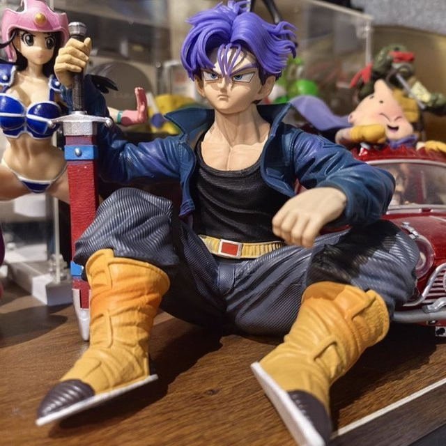 Bandai Dragon Ball Z Super Saiyajin Trunks Actionfigur mit Schwert - Bild 1