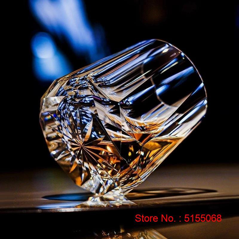 Yiran Furniture Kristallkelch Zeus' Ewiger Stein in Schwarz mit Diamantschliff, 210ml Tumbler für Whiskey, Brandy und Likör - Bild 2