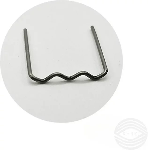 100 Stück Kunststoff Schweißklammern für Automotive Reparatur Maschinen, Heißer Hefter für Stoßstangen-Reparaturen, Silber, 0,6/0,8 mm - Bild 1