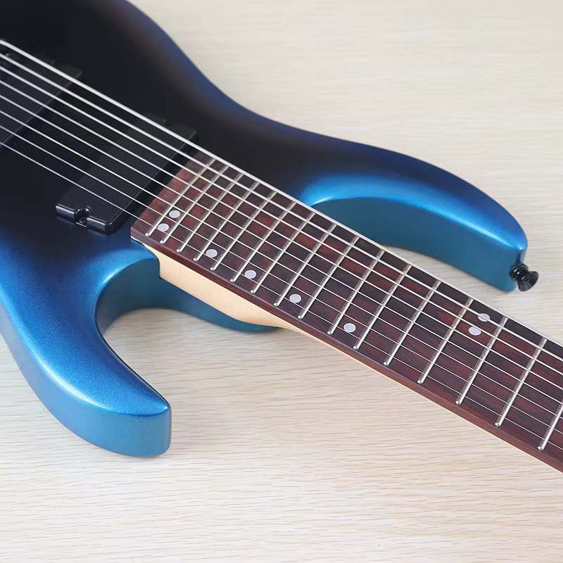 Inspireguitar 8-saitige E-Gitarre mit Fanned-Fret-Design und runden Bünden in Blau-Schwarz matt, Skalenlänge: 686 mm - Bild 3