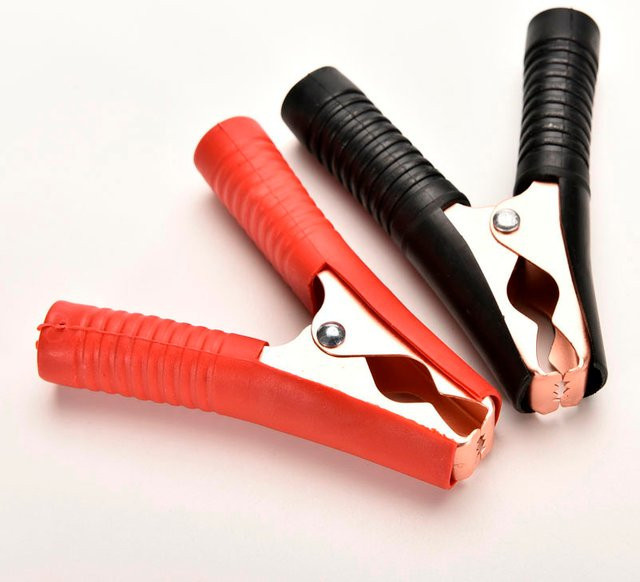 JETTING Batterie-Testklemmen Set aus 2 isolierten Alligator-Klemmen in Rot und Schwarz mit 90 mm Öffnung für Auto, Caravan und Van (100A) - Bild 1