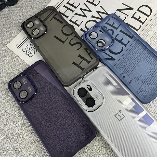 Transparente Silikon Schutzhülle für OnePlus Ace6 und OnePlus Ace6T mit Kameraschutz und Stoßfestigkeit - Bild 1
