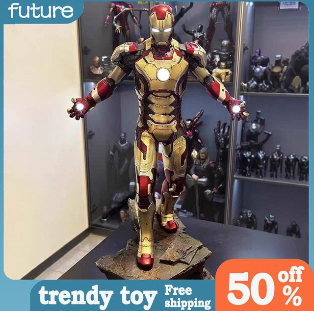 Hot Toys Marvel Iron Man Figur, mit Leuchtfunktion, Harz, ab 14 Jahren - Bild 1