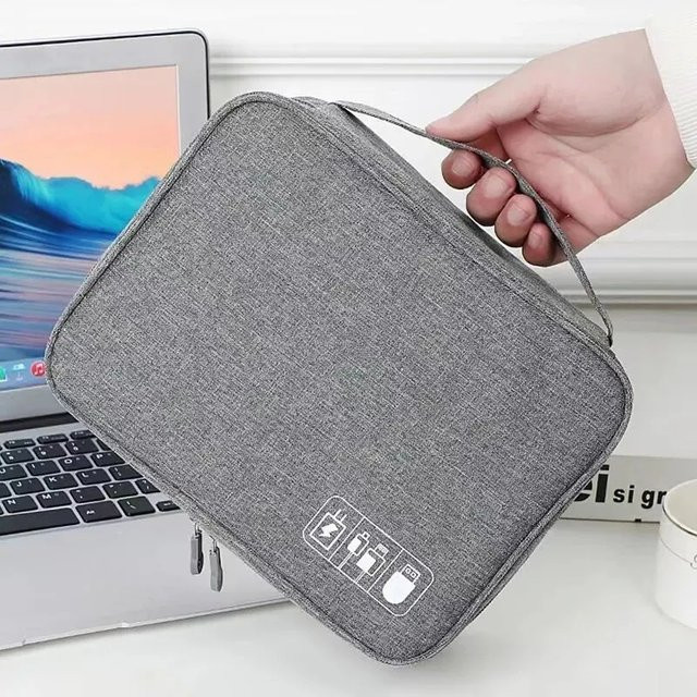Tragbare Reisekabeltasche und USB-Gadget-Organizer in Grau zur Aufbewahrung von Ladegeräten und Zubehör - Bild 1