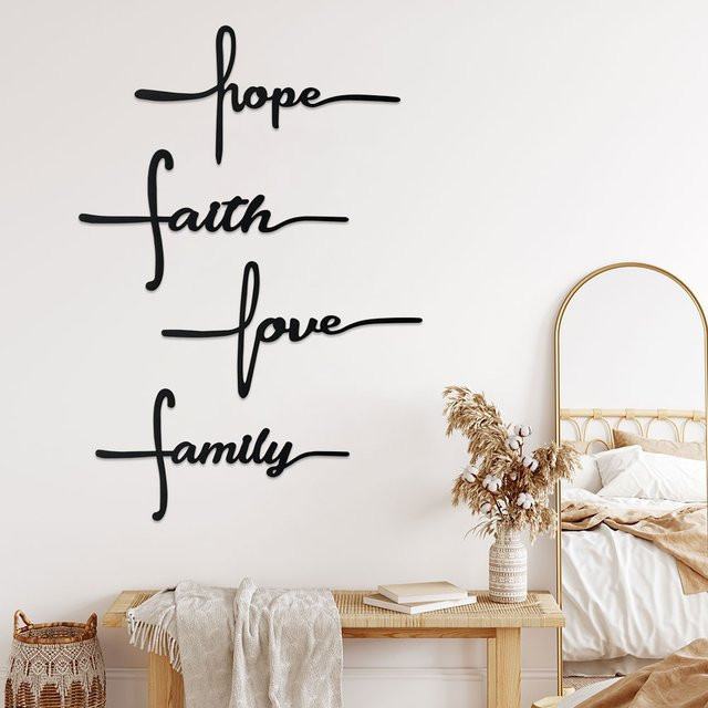DDPNKL 4-teiliges Wandkunstschild aus Metall in Schwarz mit religiösen Kreuzmotiven Liebe Glaube Familie und Hoffnung als wasserfeste Wanddekoration - Bild 1