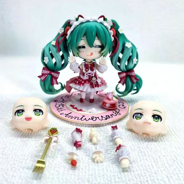 Bandai Hatsune Miku Erdbeerkuchen Nendoroid, Actionfigur, 12cm - Bild 1