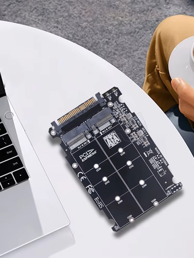 ATUOTIN M.2 NVMe zu U.2 Adapterkarte mit Gehäuse, PCIe 3.0 x4, 32Gbps, unterstützt M.2 NGFF SATA und NVMe SSD für Desktop-Computer - Bild 3