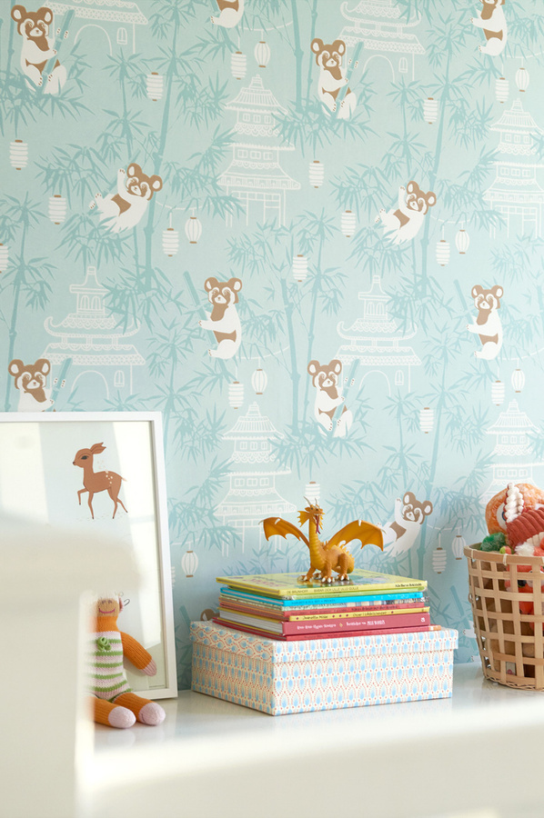 Majvillan Tapete Bambu Non-Woven in Soft Turquoise, Brown und Cream White für das Kinderzimmer - Bild 1