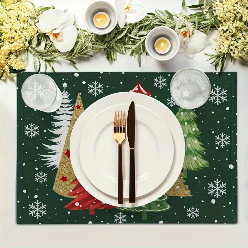 VIKAMA Weihnachts-Tischsets mit Kiefernbaum-Design und Untersetzern, Multicolor - Bild 3