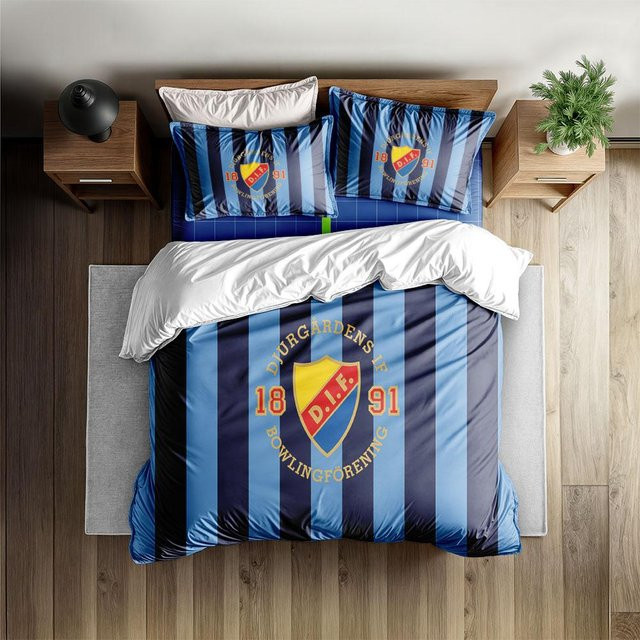Djurgården Bettwäsche-Set aus Mikrofaser mit Streifenmuster in Blau, bestehend aus Bettbezug und Kissenbezug, Breite: 150 cm, Höhe: 220 cm - Bild 1