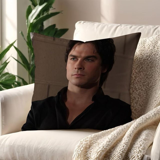 Damon Salvatore The Vampire Diaries Kissenbezug von ZX Blanket, Schwarz, B/T: 55 x 55 cm - Bild 1