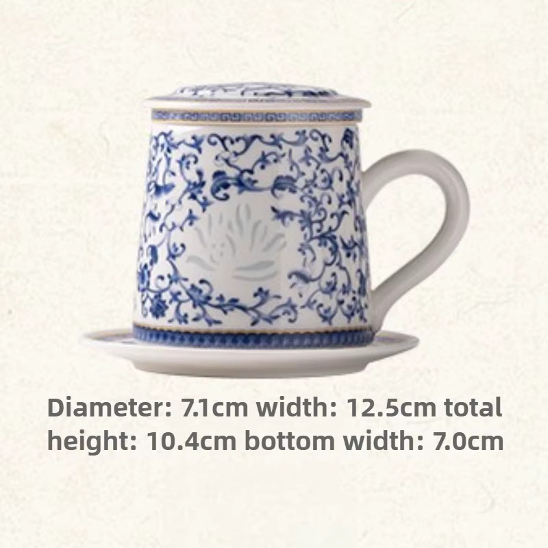 Exquisite Teetasse aus Jade-Porzellan in Blau und Weiß mit floralem Design - Bild 4
