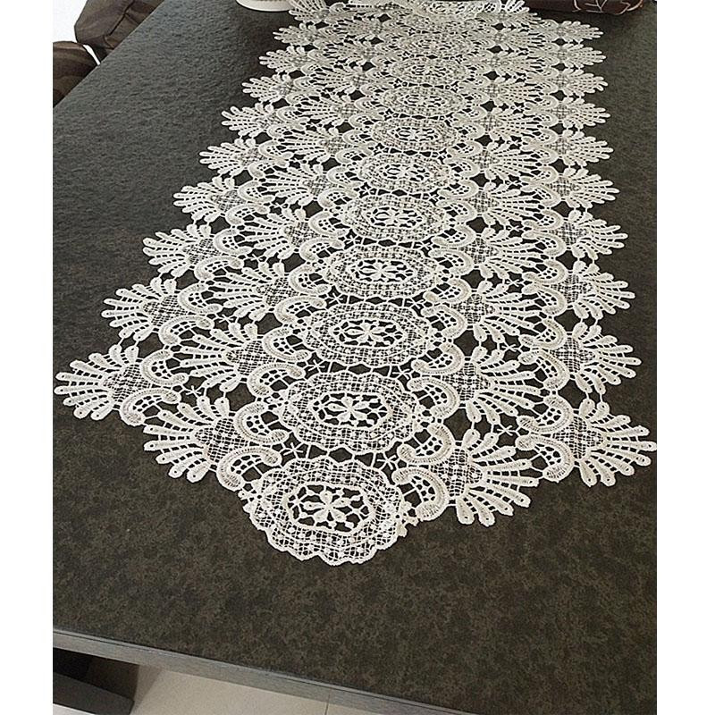 Yiran Furniture Tischläufer mit Blumen-Stickerei in Weiß, B/T: 70 x 40 cm - Bild 2