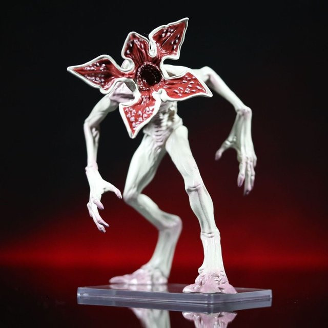 Bandai Stranger Things Demogorgon, Actionfigur, 17 cm - Bild 1