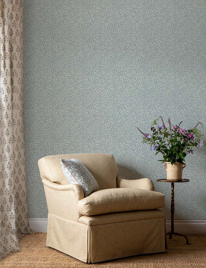GP & J Baker Tapete Tansy Blau Botanisches Floral Non-Woven - Bild 1
