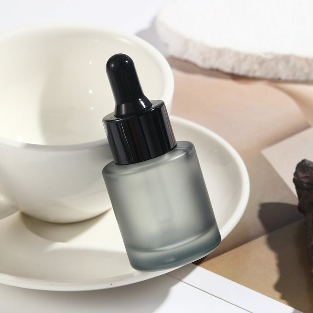 StarDu Packing Klarglasflasche für ätherische Öle, 2 Stück, 20 ml, gefrostet - Bild 1