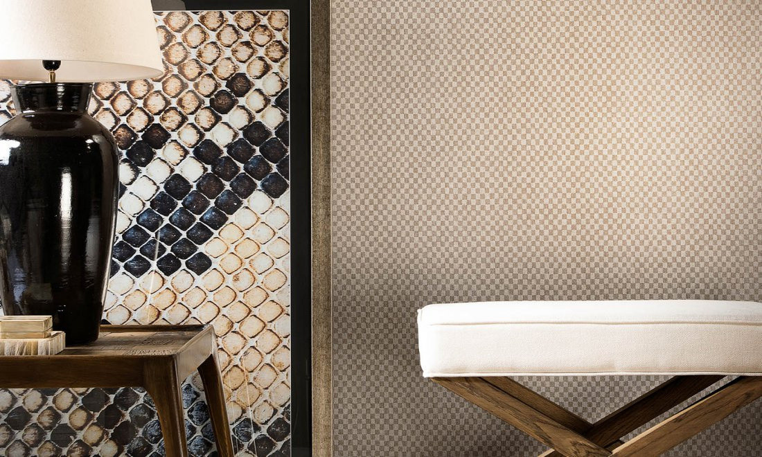Flamant Tapete Damier Bain de Boue in Beige mit Vliesbeschichtung und abstraktem Karomuster - Bild 1