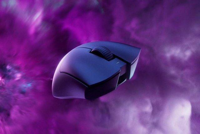 Razer DeathAdder V3 Pro Kabellose Gaming-Maus mit optischem Sensor, Bluetooth und USB-C, Schwarz - Bild 1