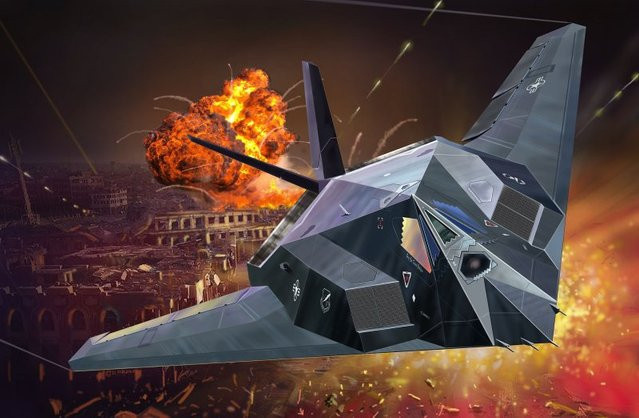 Revell F-117A Nighthawk Stealth Fighter, Modellbau, 1:72, ab 10 Jahren - Bild 4