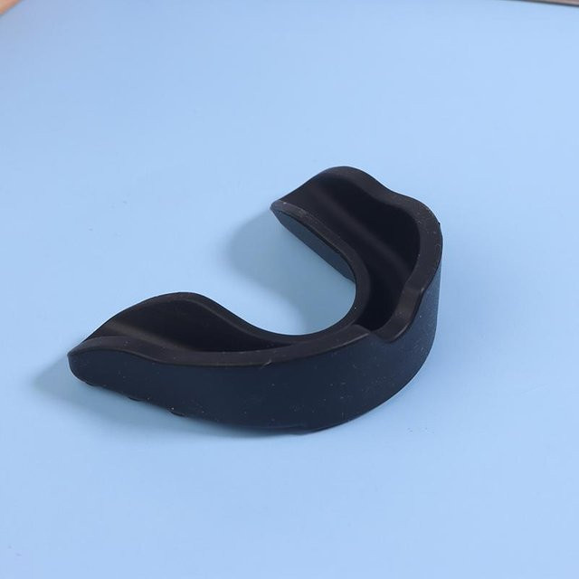 Silikon-Nachtschutz Zahnschiene für Bruxismus und Sport, schwarz, Unisex - Bild 1