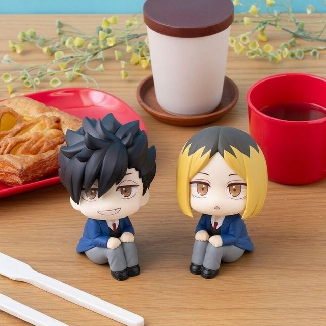 Bandai Haikyuu!! Kuroo Tetsurou & Kenma Kozume in Schuluniform, Spielzeugpuppe, Set / Bundle - Bild 1