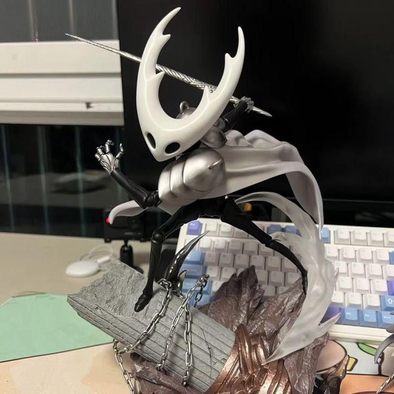 Yiran toy 1 Hollow Knight Der Blasse König Actionfigur 35cm - Bild 3