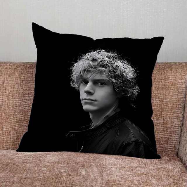 JMG Clothing Kissenbezug Evan Peters Motiv Schwarz B/B: 45 x 45 cm - Bild 1