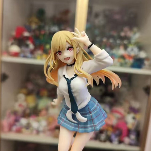 Bandai My Dress Up Darling Marin Kitakawa Uniform Anime-Figur, 18cm PVC-Modell - Bild 1