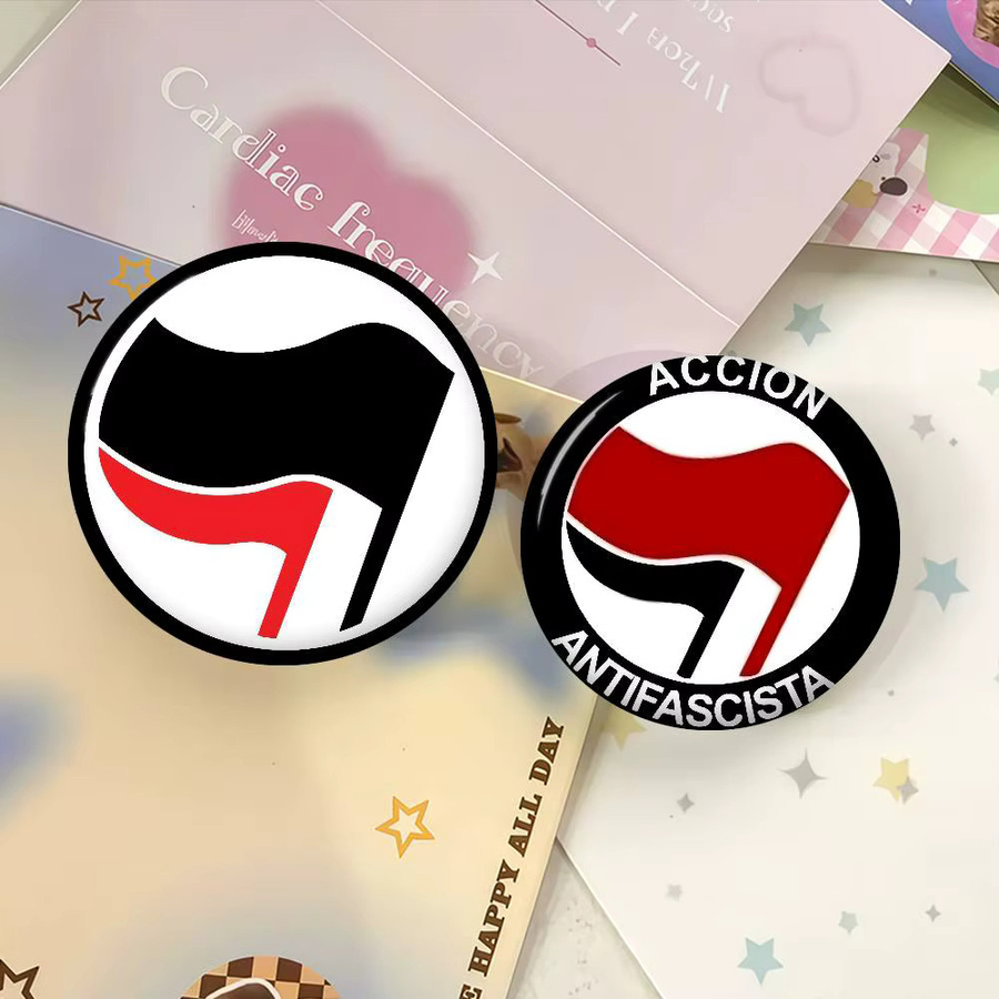 Kayou Antifaschistische Aktion Anime Foto-Broschen Runde Anstecknadeln aus Metall - Bild 3