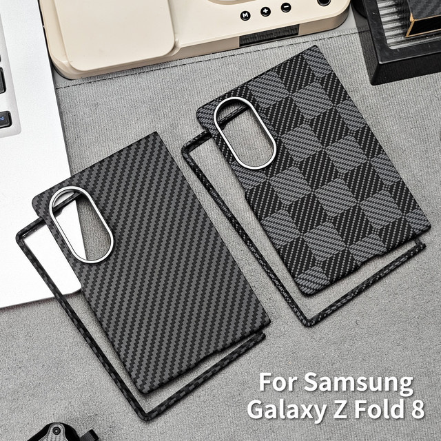 Samsung Galaxy Z Fold 8 MagSafe Hülle aus Premium PC mit 600D Carbonfaser-Kevlar-Textur in Schwarz - Bild 1