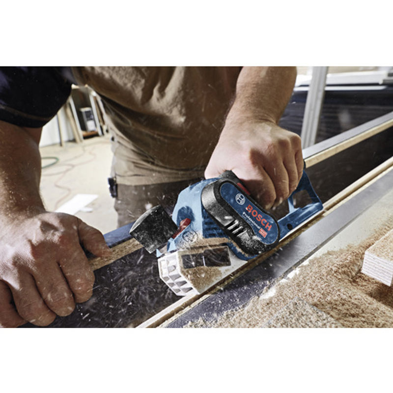 Bosch Akku-Hobel GHO 12V-20 Professional solo in Blau und Schwarz - Bild 4