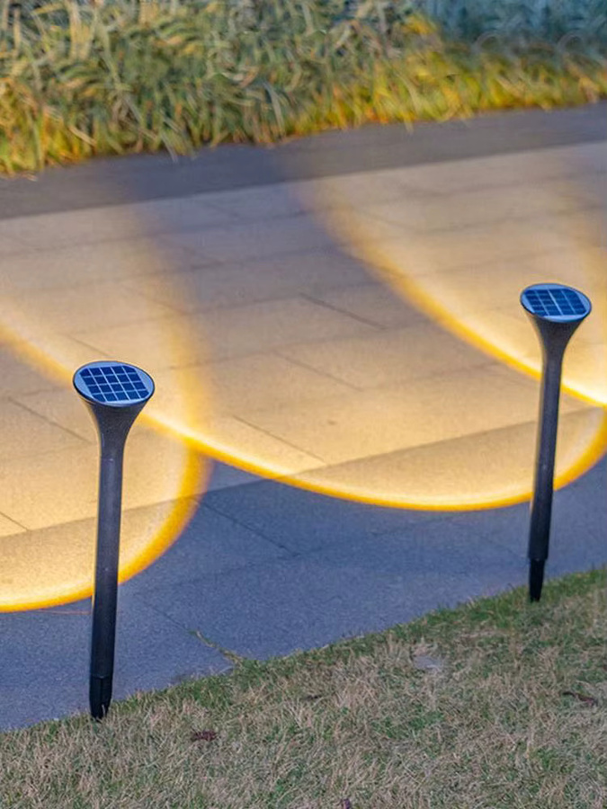 Solar-Strahler für Außenbereich mit LED und IP65 Wasserdichtigkeit, Warmweiß, Schwarz - Bild 7