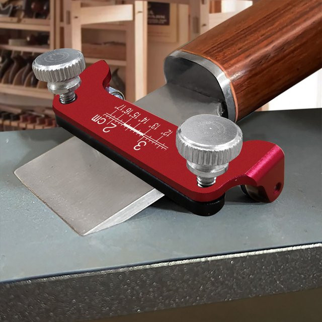 FNICEL Messerschärfer mit fester Winkelführung aus Aluminium in Rot für Holzbearbeitungsmeißel und Hobel mit Skala - Bild 1