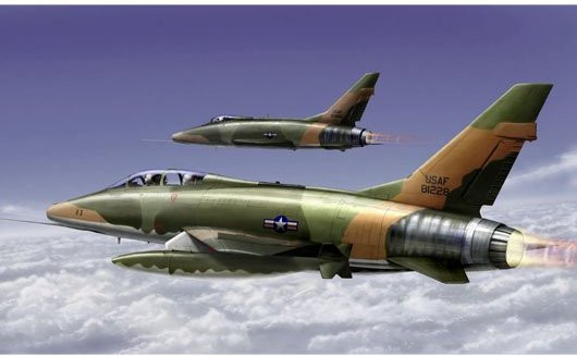 Trumpeter F-100F Super Sabre, Fahrzeuge, Grün - Bild 1