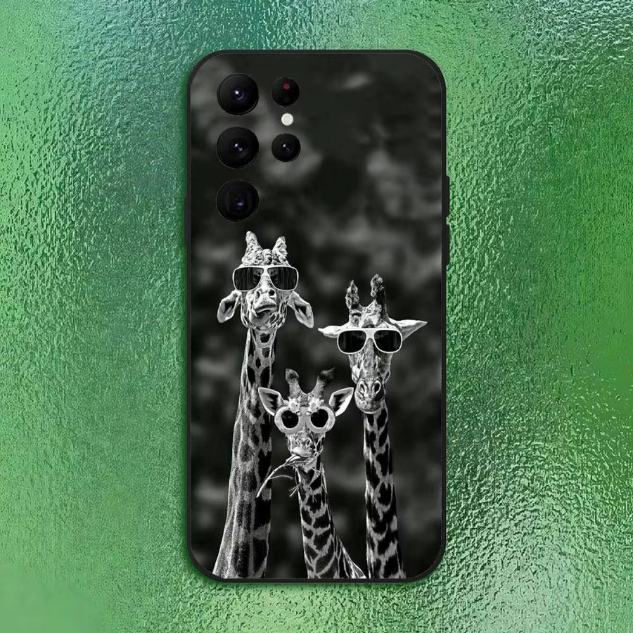 Handyhülle mit lustigem Giraffen-Design für Samsung Galaxy S21 S22 S23 S24 S25 FE Plus in Schwarz und Multicolour als Softshell-Hülle - Bild 4