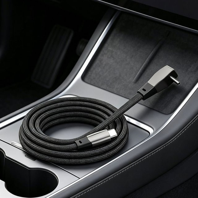 1m USB-C Ladekabel für Tesla Model 3 Highland und Model Y Juniper, 60W Schnellladekabel mit Winkelstecker, Daten- und Ladekabel in Schwarz - Bild 1
