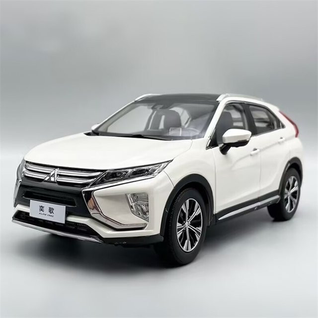 Welly Mitsubishi Eclipse Cross SUV, Modellauto, 1:18, Metall - Bild 1