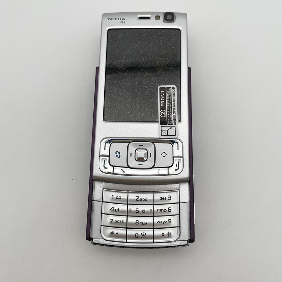 Generalüberholtes Nokia N95 3G Slide Mobiltelefon mit Wi-Fi in Violett - Bild 2