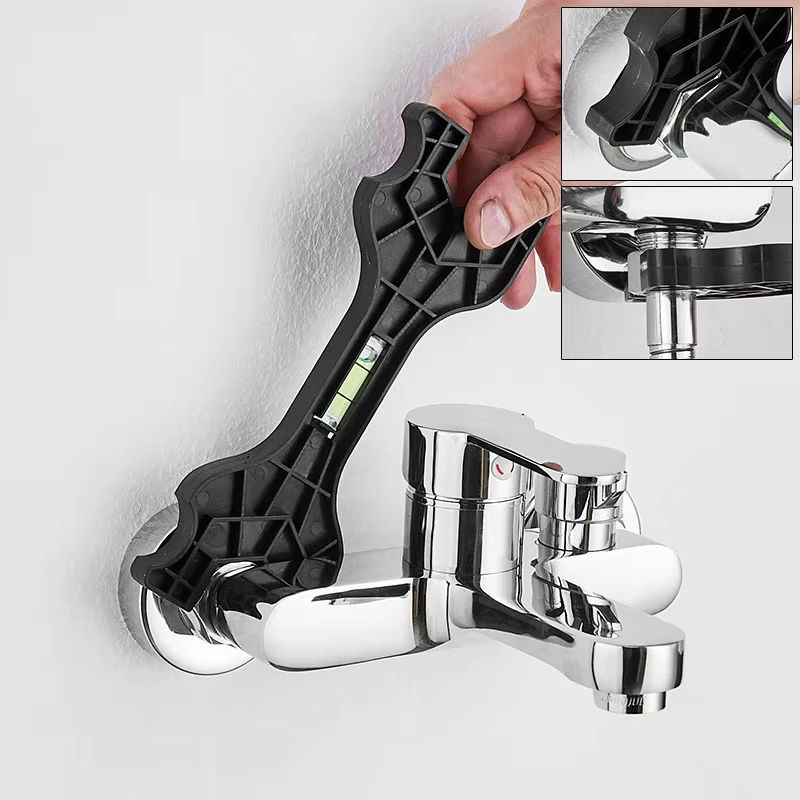 Multifunktionaler Dual-Head Schlüssel als manueller Tap Spanner für Sanitär Reparaturen und Wasserhahn-Arbeiten in Schwarz - Bild 2