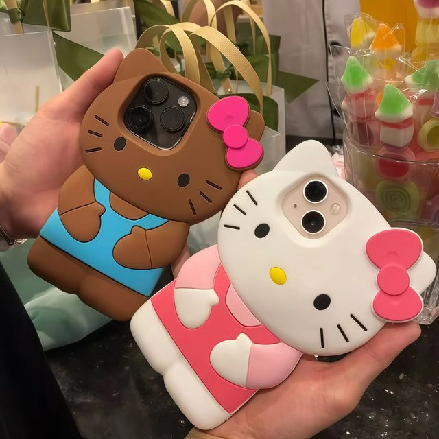 Sanrio Hello Kitty Handyhülle aus weichem Silikon in Rot und Multicolour für iPhone Modelle - Bild 1