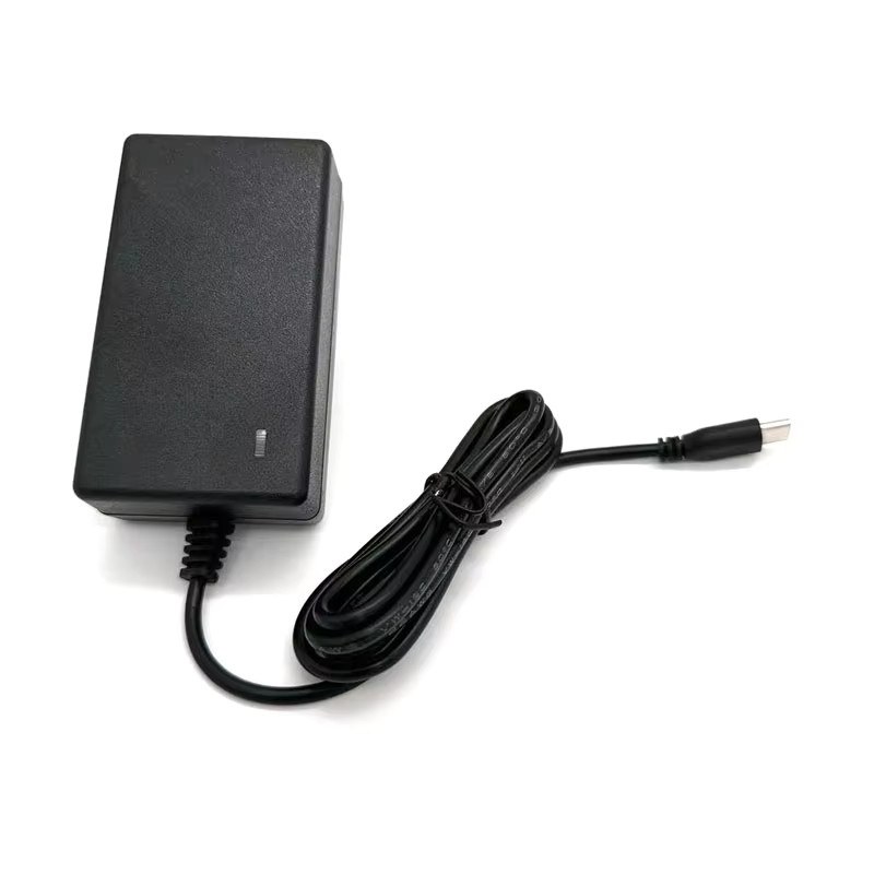Universal Netzteil Ladegerät Adapter mit USB-C und DC 5,5mm x 2,1mm / 5,5mm x 2,5mm für AOC Monitore und LCD, 12V 3A, Schwarz - Bild 2