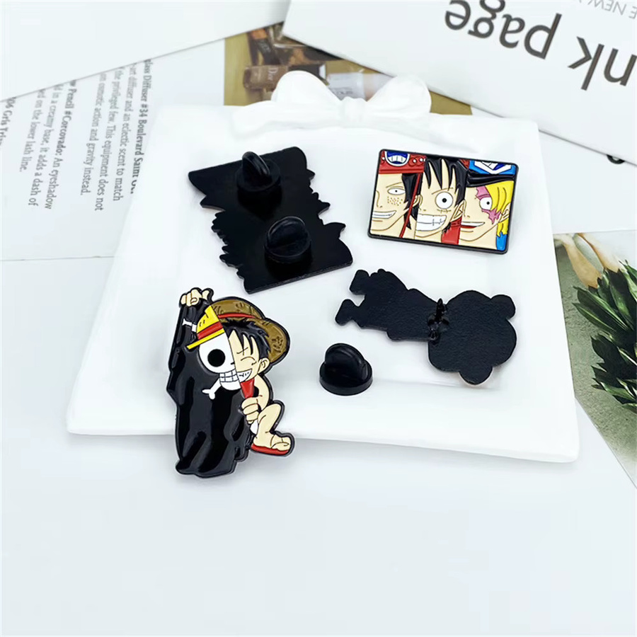 Bandai One Piece Hero Academia Broschen-Set, 4-teiliges Set, Metall, Bunt / Mehrfarbig - Bild 4