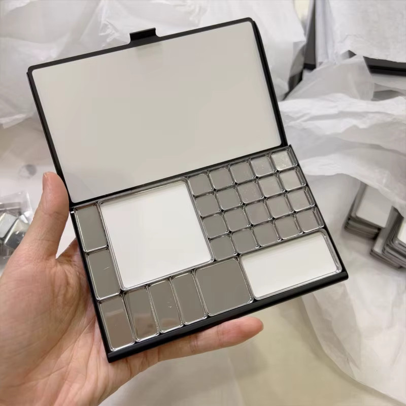 TN Reise-Aquarellbox mit magnetischer Gitterkombination und Palette in Silber - Bild 3