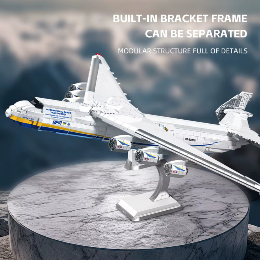 Yangkili AN-225 Verkehrsflugzeug Baustein-Modell im Maßstab 1:135 in Weiß - Bild 2