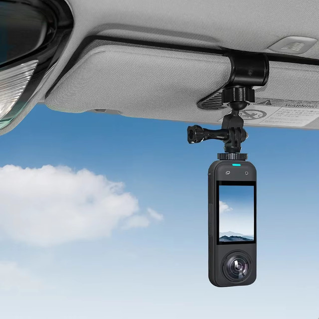 Universelle Sonnenblenden-Kamerahalterung in Schwarz als Auto-Clip für DJI Pocket, Insta360 X5, Ace Pro 2, GoPro Hero und Action 5 Pro sowie Telefonhalter - Bild 1
