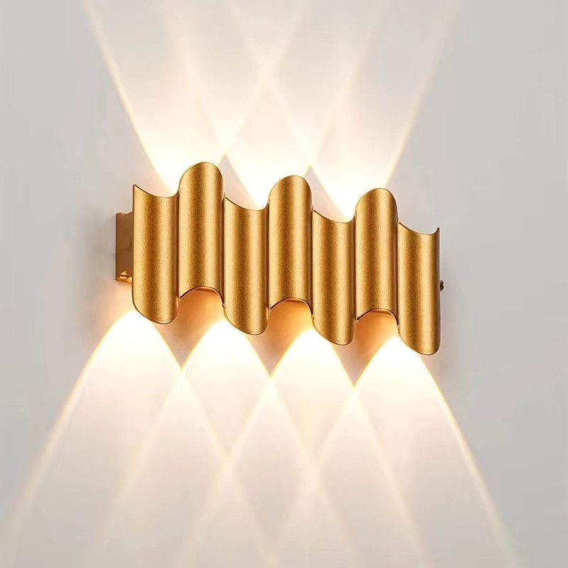 Heevye LED-Wandleuchte aus Aluminium in Gold, wasserdicht IP65 für Außen und Innenbereich - Bild 1