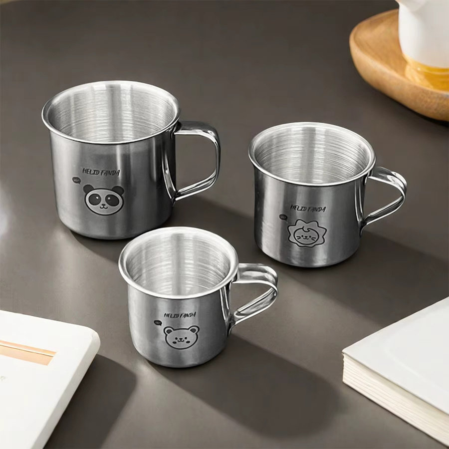 WORTHBUY Kindertrinkbecher aus Edelstahl in Silber mit Griff, auslaufsicherer Trinkbecher für Kinder, 50 ml - Bild 3
