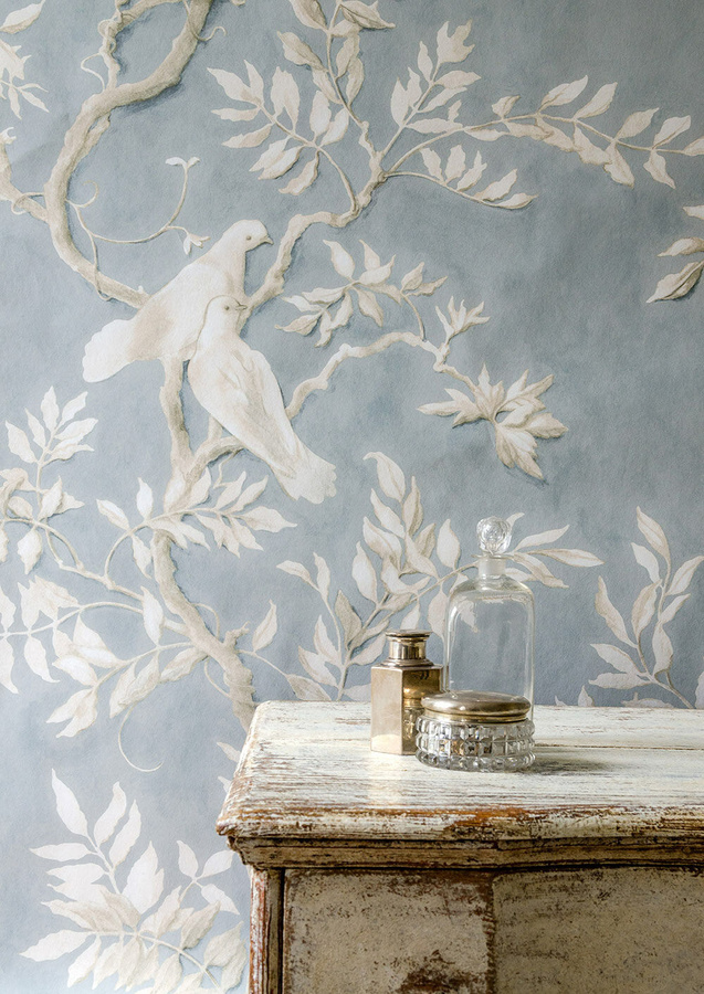 Lewis & Wood Tapete Doves - Rock Dove in Blau mit floralem und tierischem Motiv - Bild 1