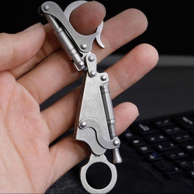 Outdoor EDC Teleskop Schlüsselbund aus Stahl in Silber mit Anti-Verlust-Funktion und Schneidwerkzeug - Bild 1