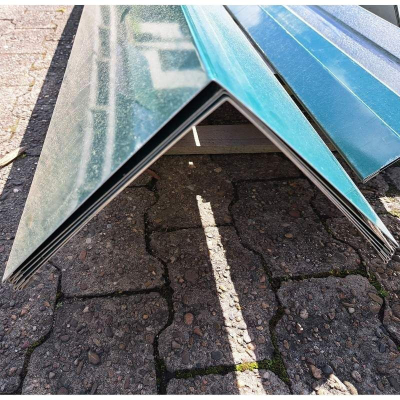 Winkelblech aus Aluminium von Friedrich von Lien AG in Moosgrün RAL 6005, pulverbeschichtet, Länge: 3,30 m - Bild 1